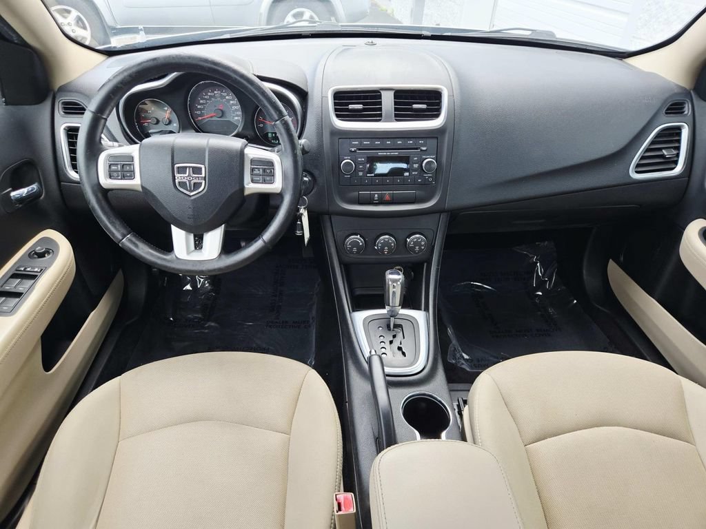 Used 2013 Dodge Avenger SXT FWD image 10
