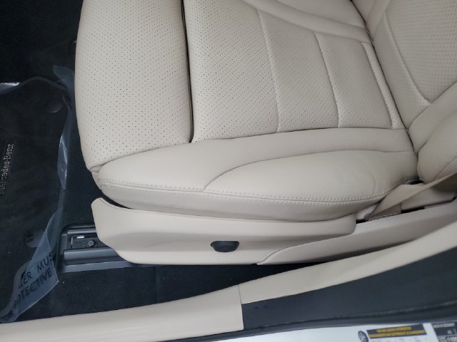 Used 2021 Mercedes-Benz GLC 300 4MATIC image 17