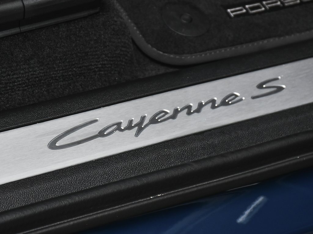 Used 2024 Porsche Cayenne S image 19