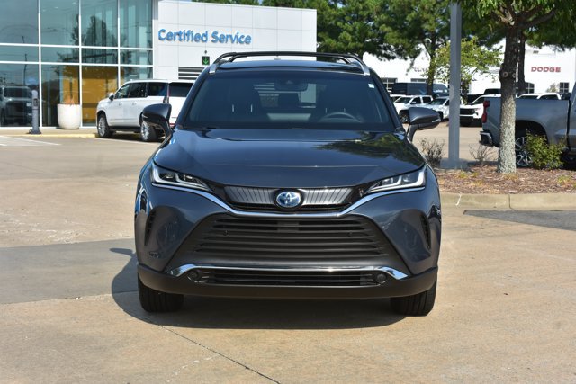 Used 2021 Toyota Venza XLE AWD/4WD image 2