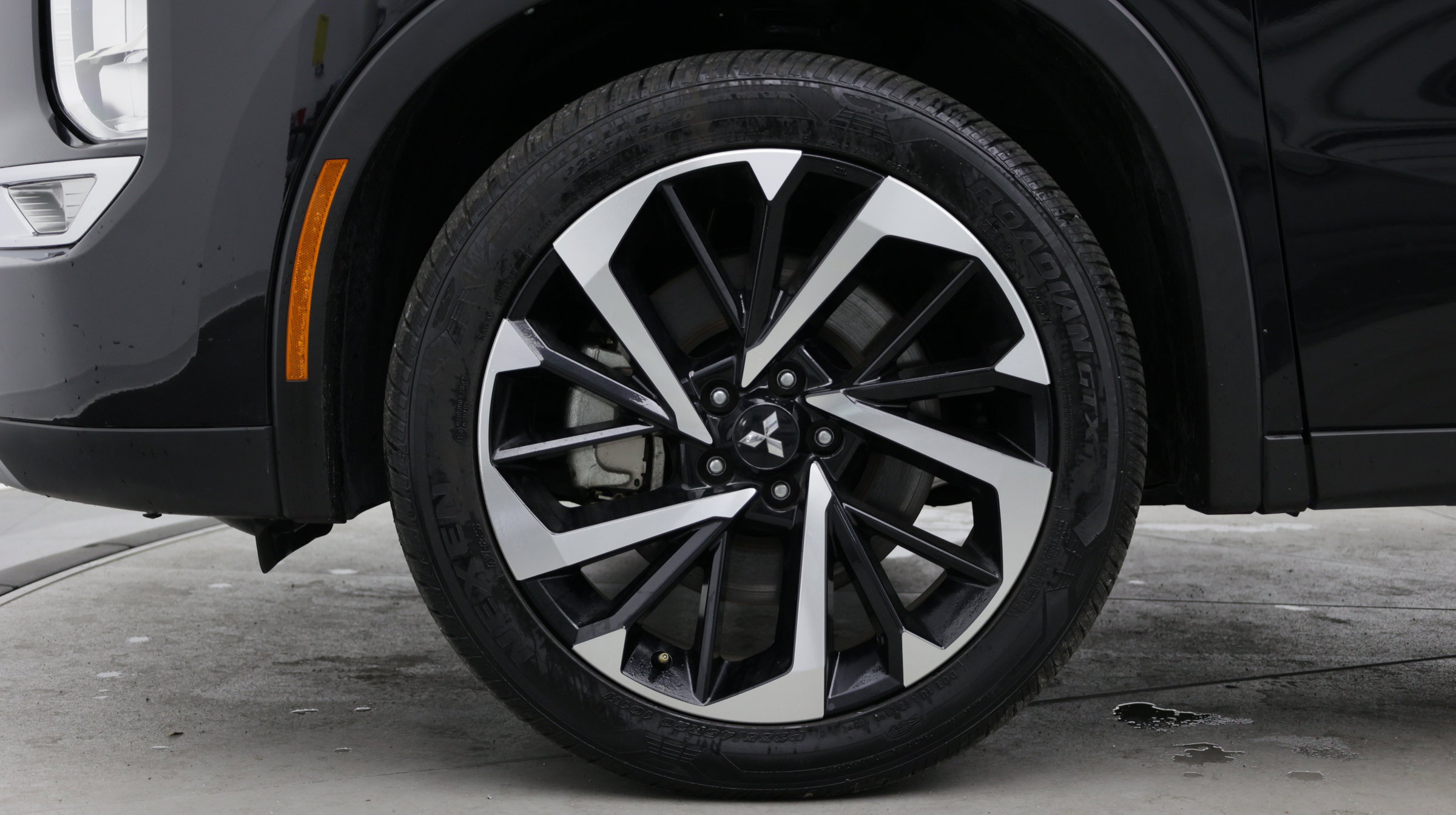 Used 2024 Mitsubishi Outlander SE FWD image 12