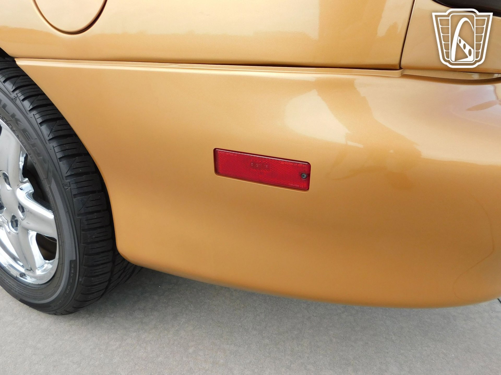 Used 1998 Chevrolet Camaro Z28 RWD image 29