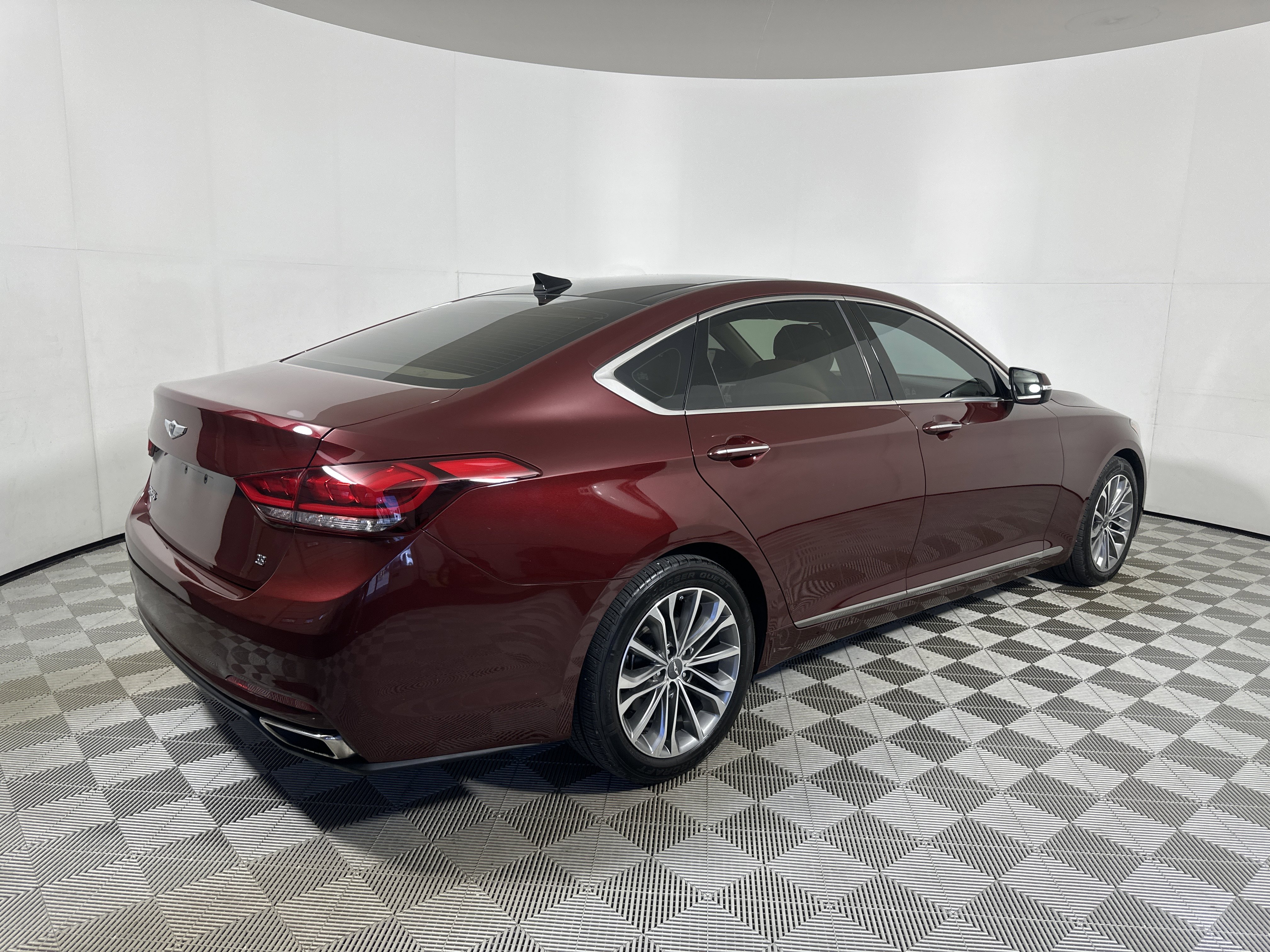 Used 2015 Hyundai Genesis 3.8 w/ Option Group 02 image 7