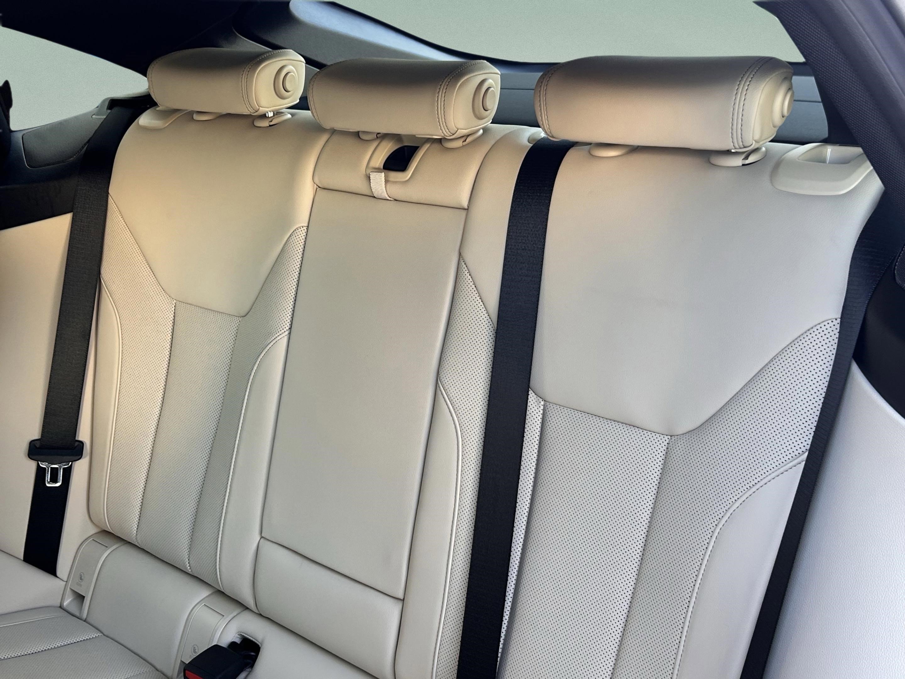 Used 2025 BMW i4 eDrive40 w/ Premium Package image 28