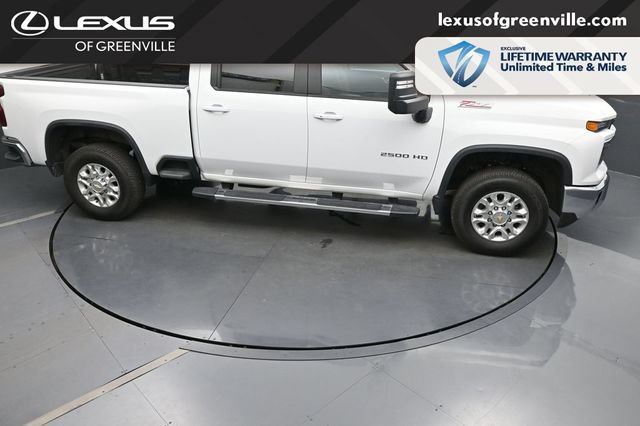 Used 2025 Chevrolet Silverado 2500 LT AWD/4WD image 47