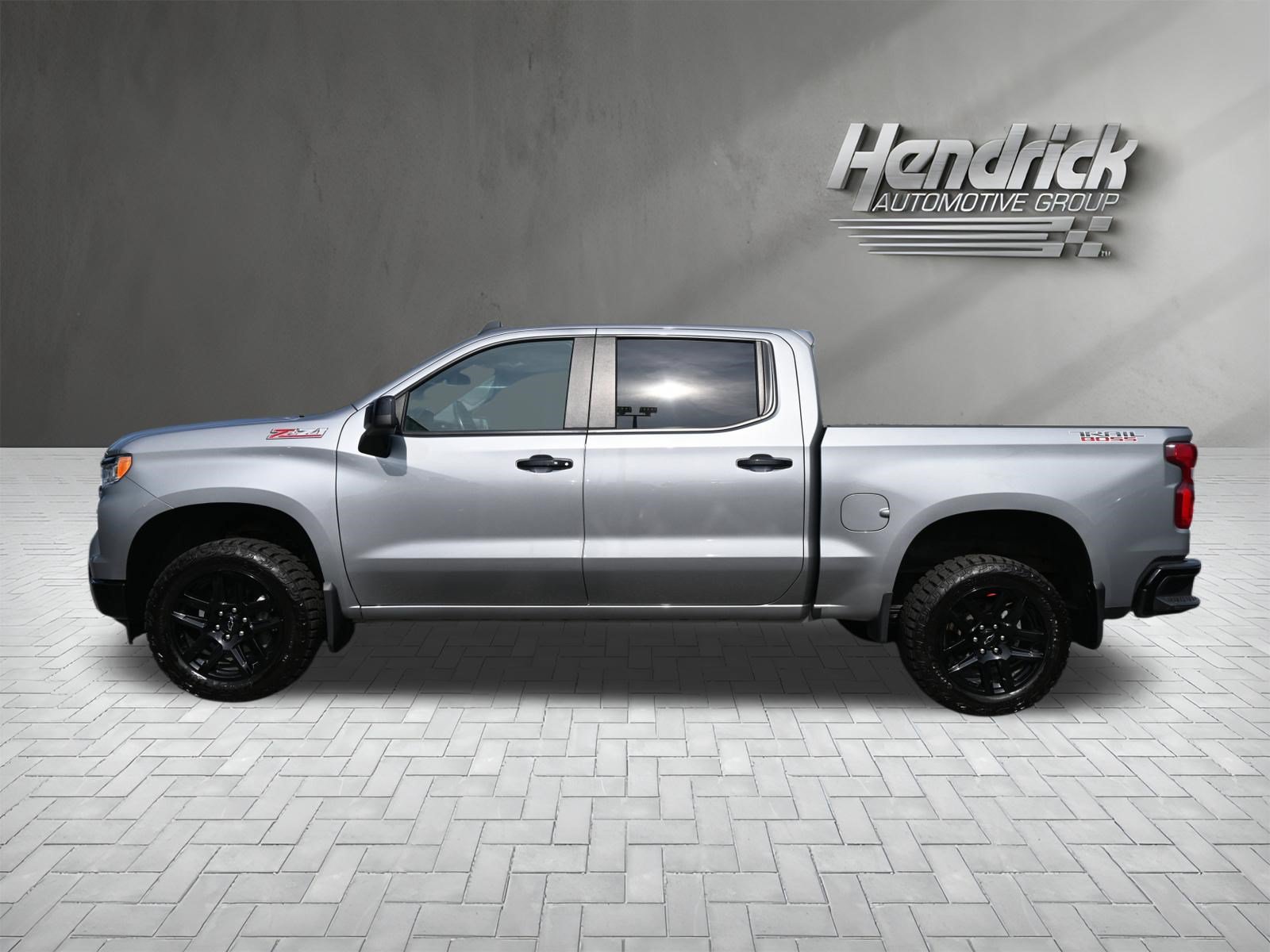 Used 2023 Chevrolet Silverado 1500 LT Trail Boss w/ Protection Package AWD/4WD image 7
