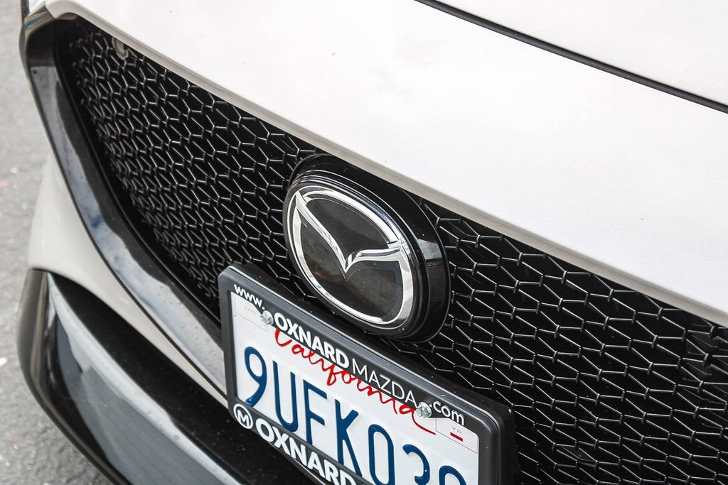 Certified 2025 MAZDA MAZDA3 Hatchback w/Premium Plus Pkg AWD/4WD image 9