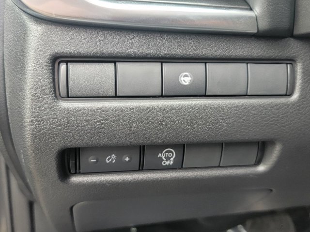 Used 2023 Nissan Rogue SV AWD/4WD image 37