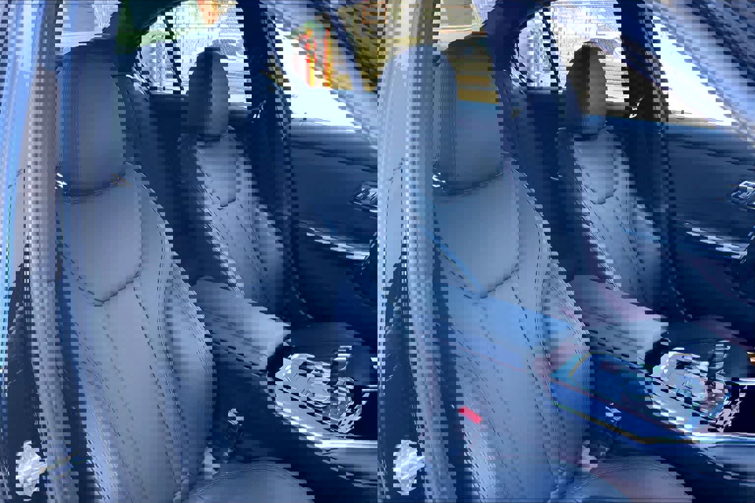 Used 2019 BMW 330i Sedan w/ Convenience Package RWD image 14