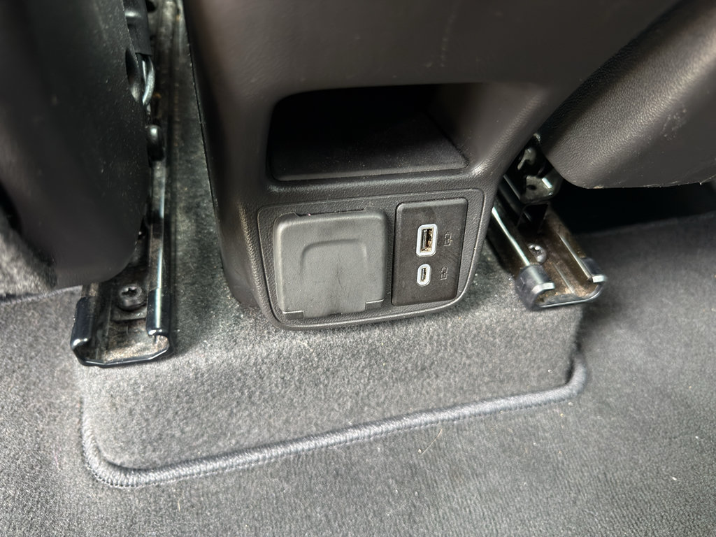 Used 2025 Chevrolet TrailBlazer RS w/ Convenience Package FWD image 39