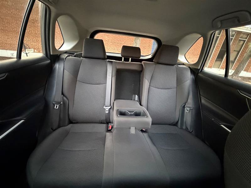 Used 2025 Toyota RAV4 LE FWD image 39