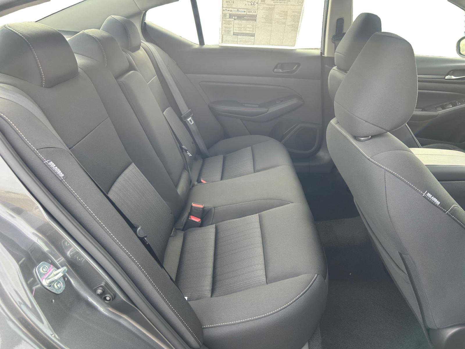 Used 2024 Nissan Altima 2.5 SV w/ SV Premium Package image 21