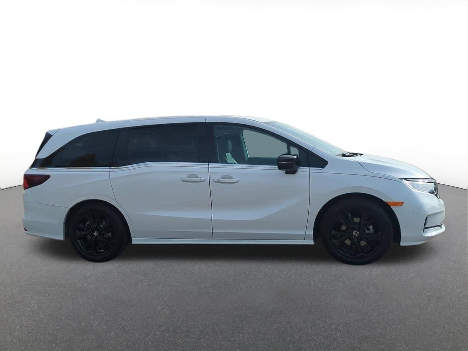 Used 2023 Honda Odyssey Sport image 7