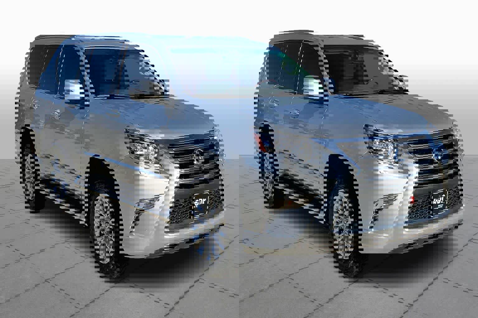 Used 2016 Lexus GX 460 image 3