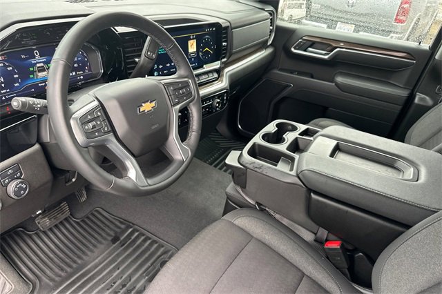 Used 2025 Chevrolet Silverado 1500 LT image 13