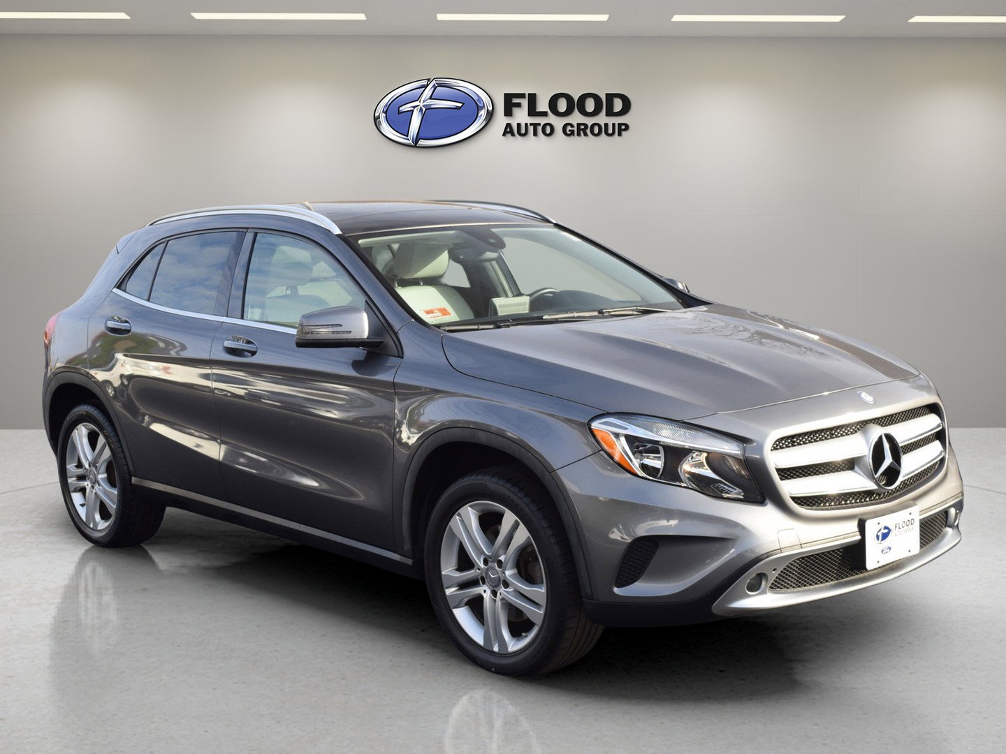 Used 2016 Mercedes-Benz GLA 250 4MATIC image 1