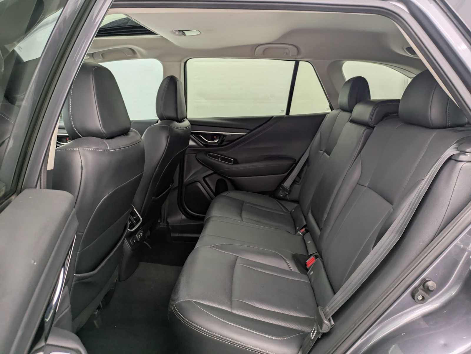 Used 2022 Subaru Outback Limited w/ Popular Package #2 image 21