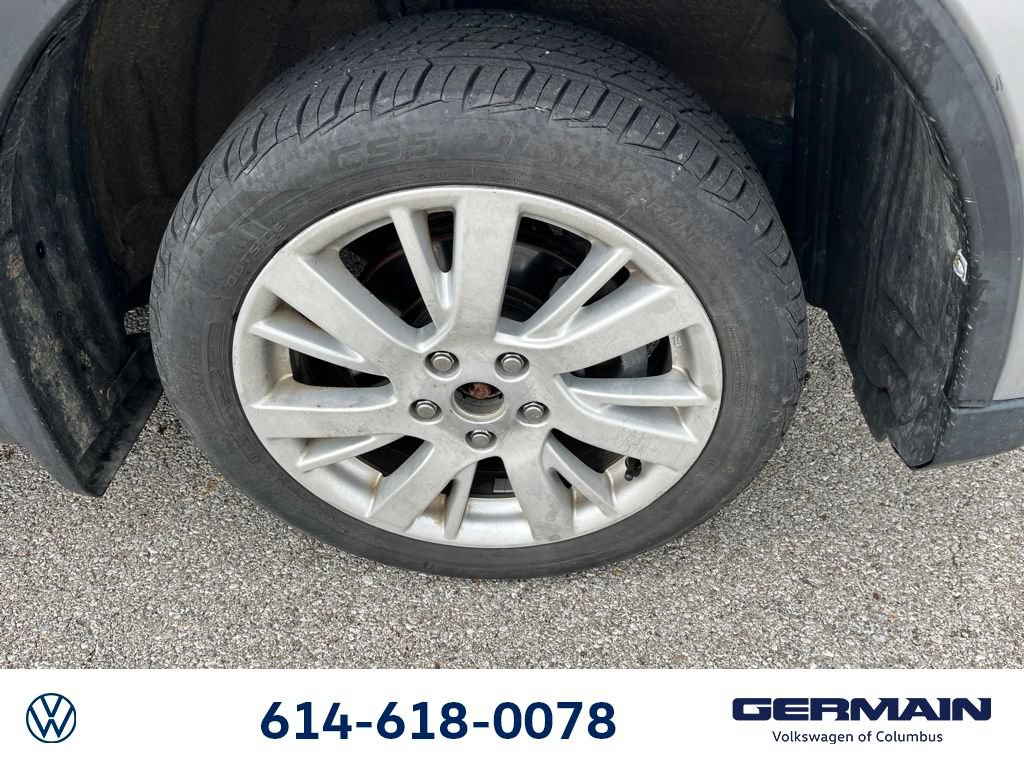 Used 2017 Toyota RAV4 Limited AWD/4WD image 11