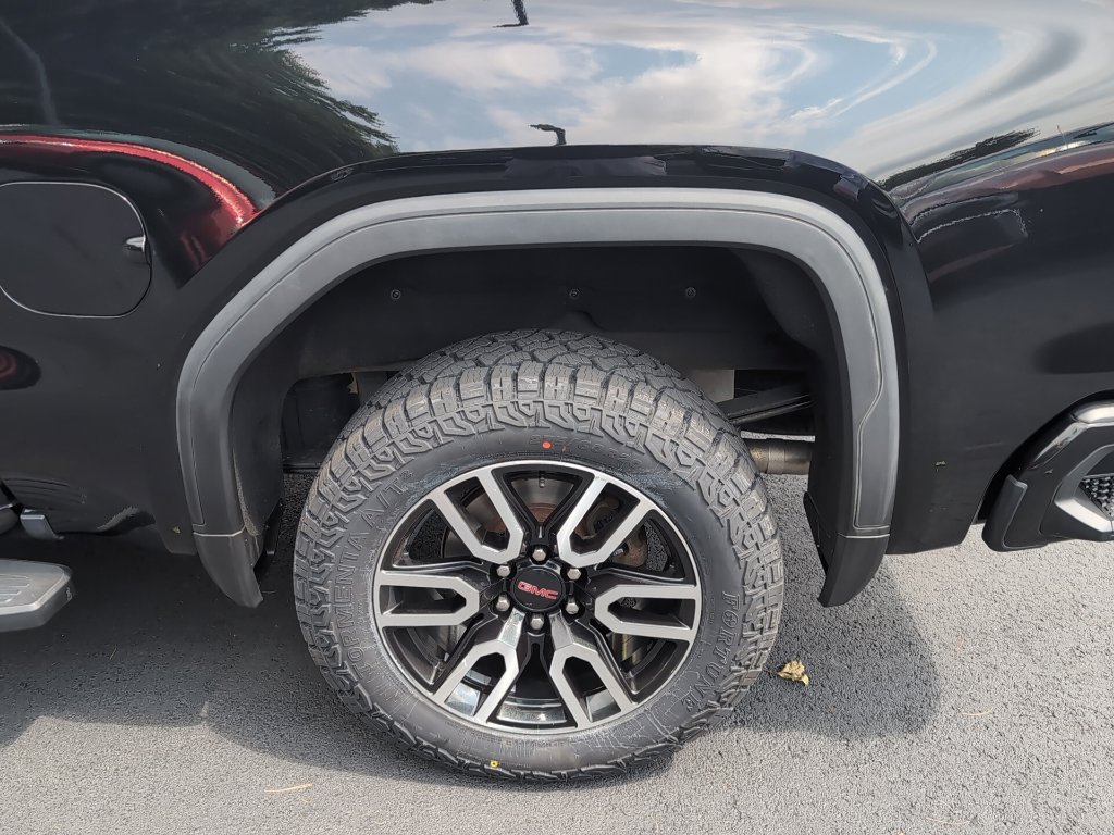 Used 2019 GMC Sierra 1500 AT4 w/ AT4 Premium Package AWD/4WD image 17