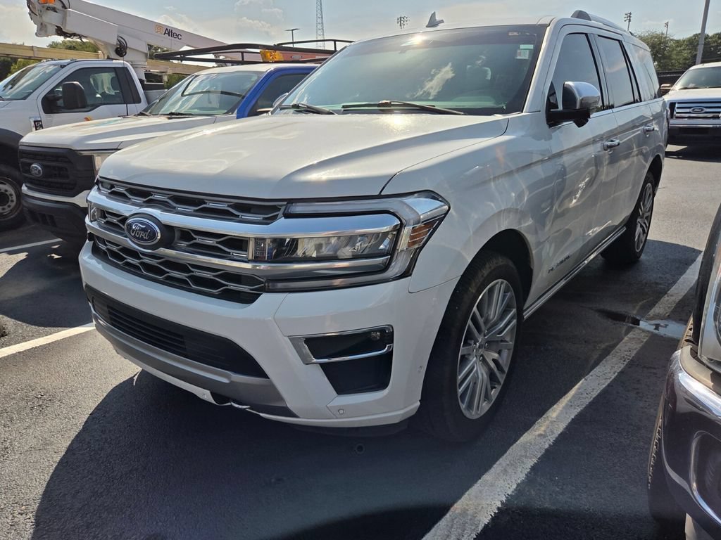 Used 2024 Ford Expedition Platinum AWD/4WD image 6