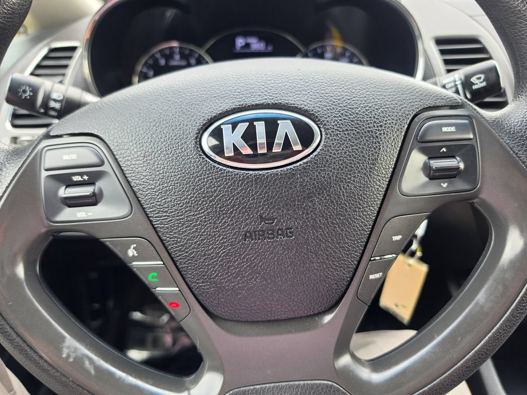 Used 2017 Kia Forte LX FWD image 16