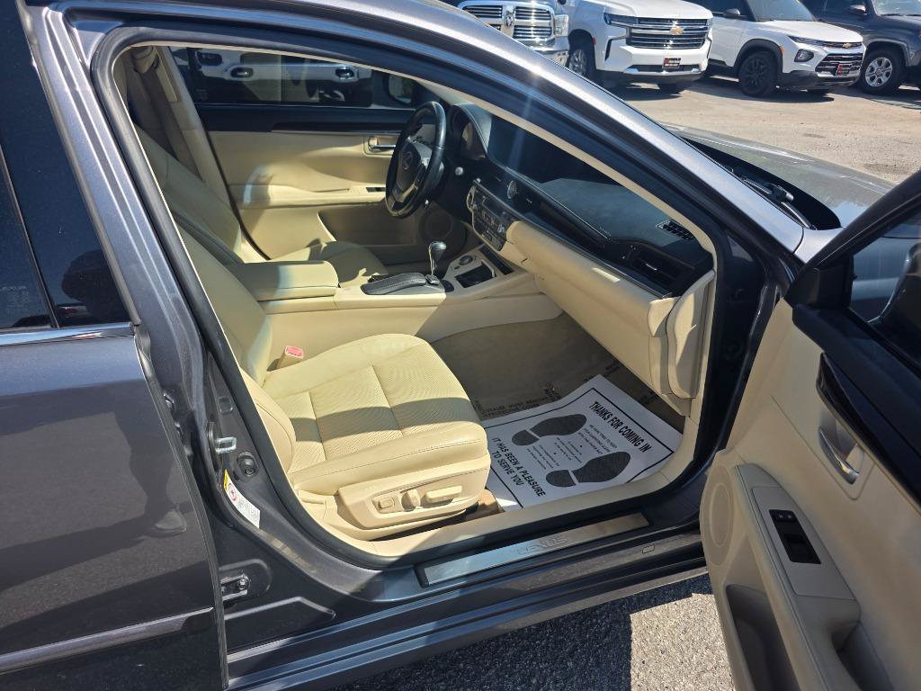 Used 2013 Lexus ES 350 w/ Luxury Pkg FWD image 10