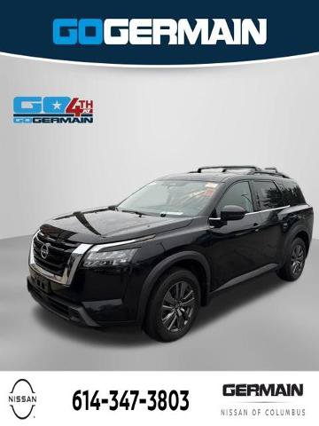 Certified 2023 Nissan Pathfinder SV w/ SV Premium Package AWD/4WD image 1