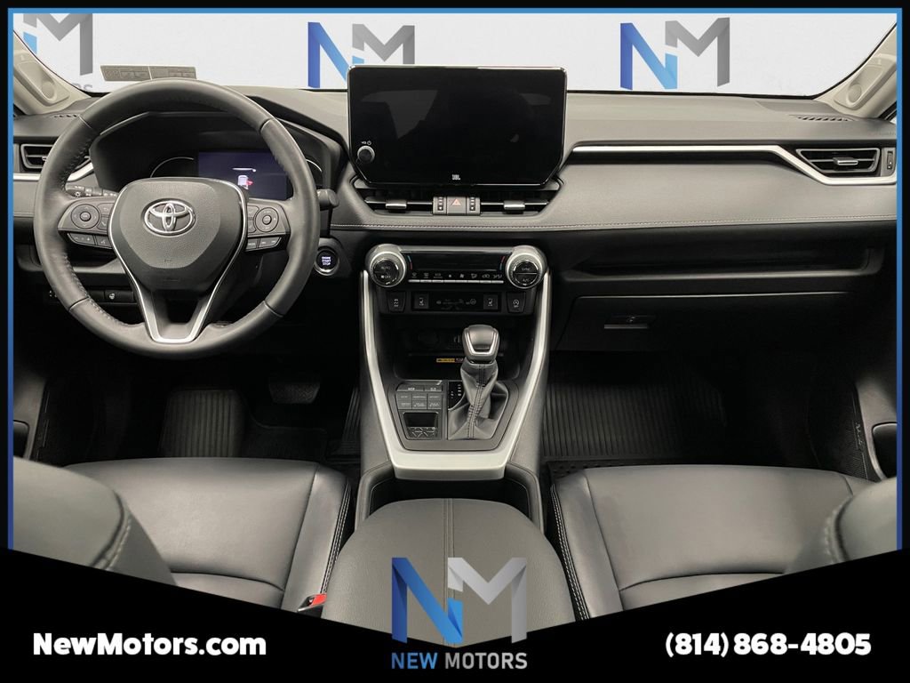 Used 2023 Toyota RAV4 XLE Premium AWD/4WD image 8
