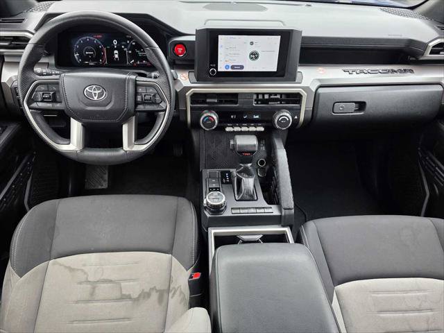 Used 2024 Toyota Tacoma TRD Off-Road AWD/4WD image 18