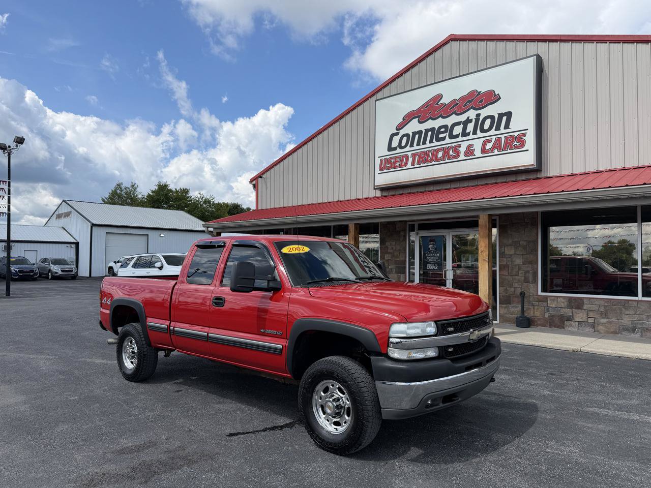 Used 2002 Chevrolet Silverado 2500 LS w/ Electrical Convenience Pkg AWD/4WD image 2