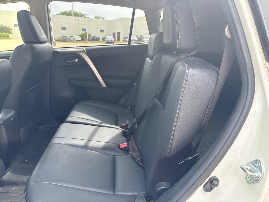 Used 2015 Toyota RAV4 Limited AWD/4WD image 20