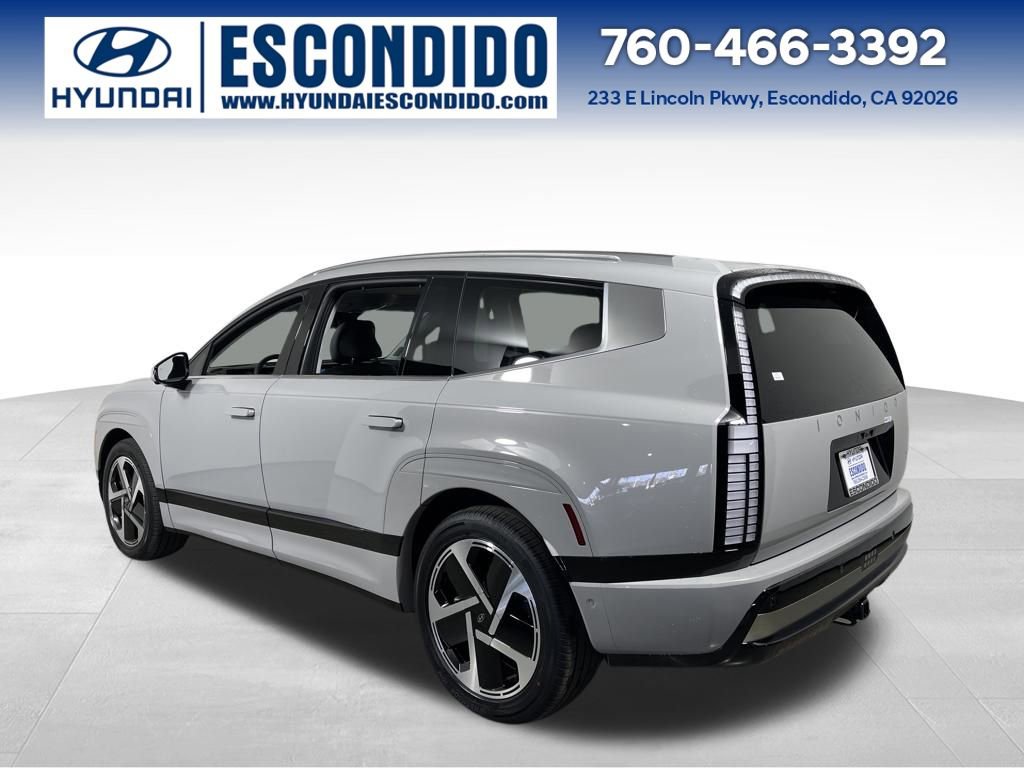 New 2026 Hyundai Ioniq 9 Calligraphy image 3