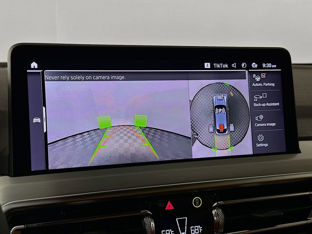 Used 2025 BMW X4 xDrive30i w/ Premium Package image 16