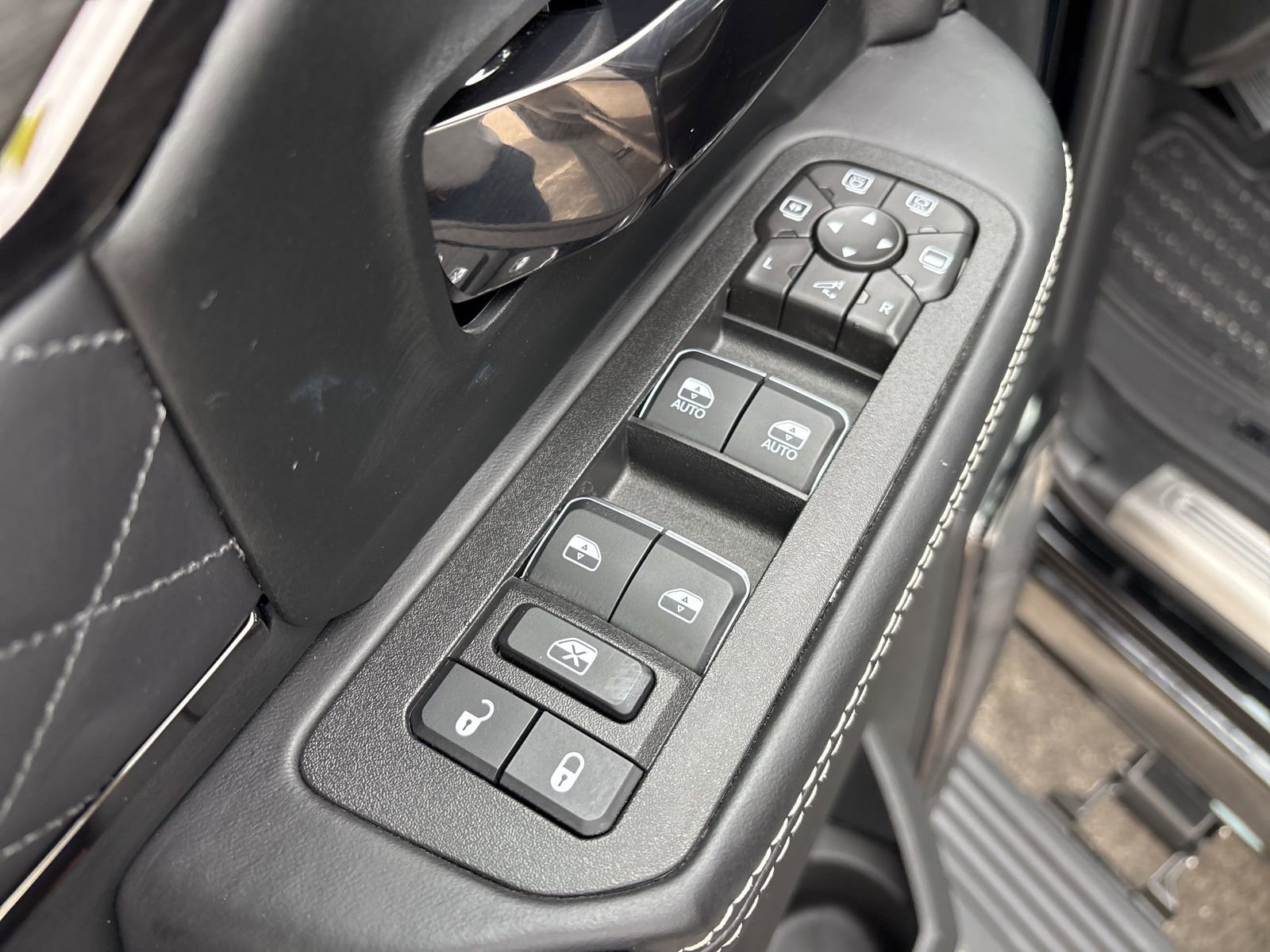 New 2026 RAM 3500 Limited image 11