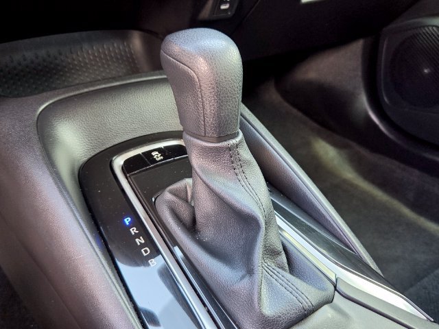 Used 2025 Toyota Corolla LE FWD image 19