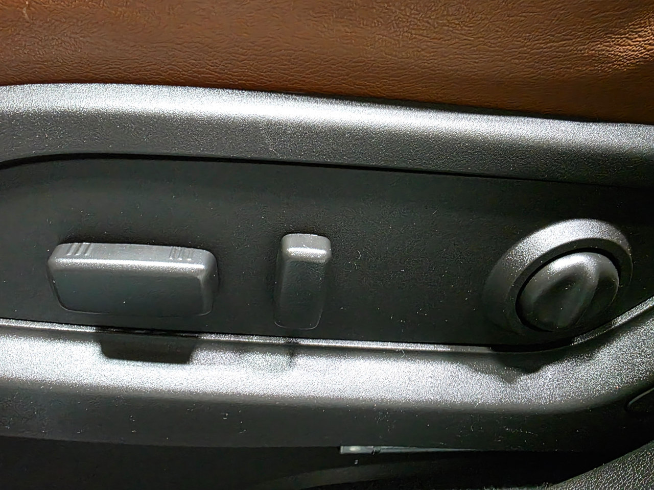 Used 2016 Chevrolet Traverse LTZ image 17