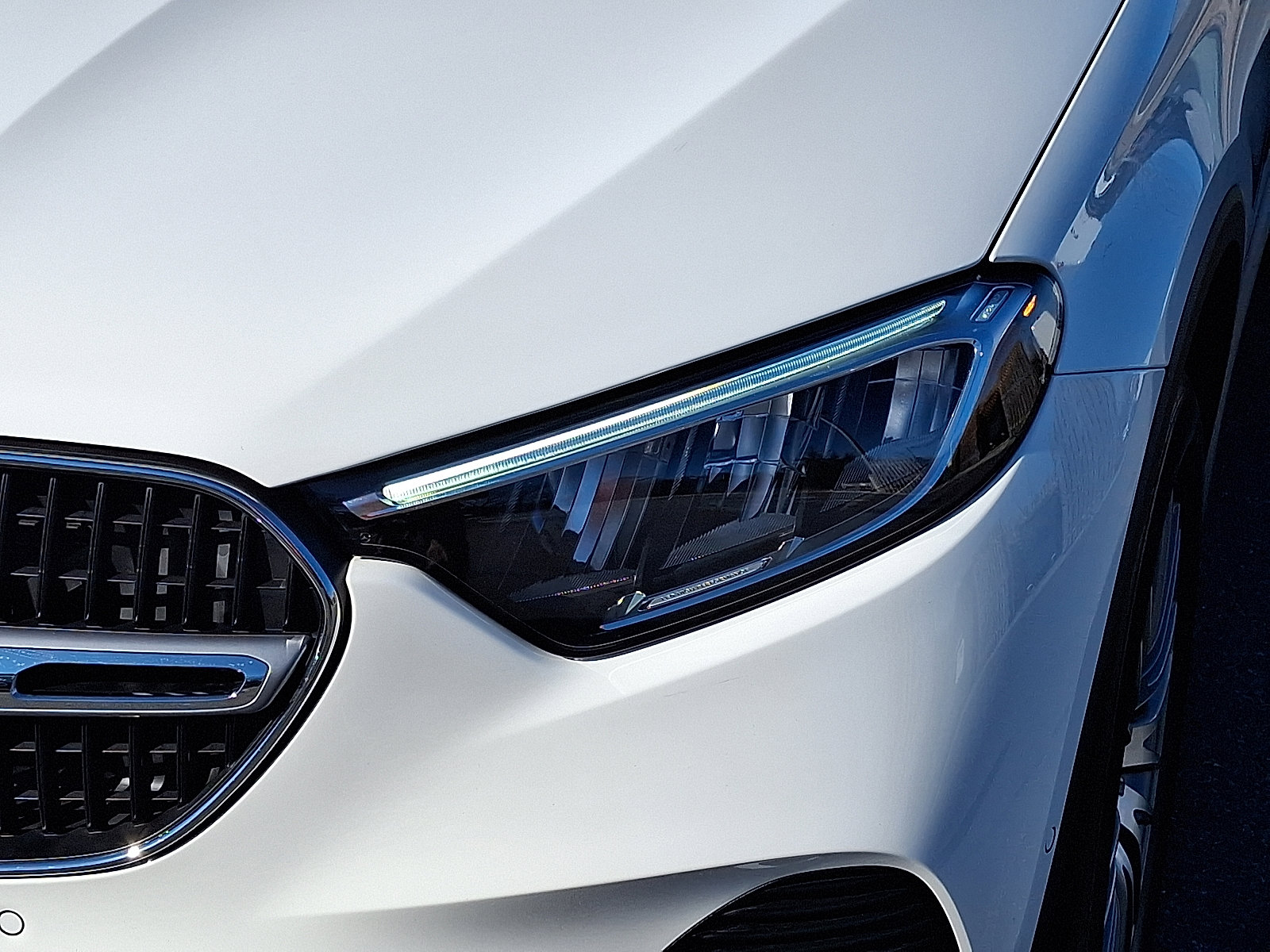 Certified 2026 Mercedes-Benz GLC 300 4MATIC image 9