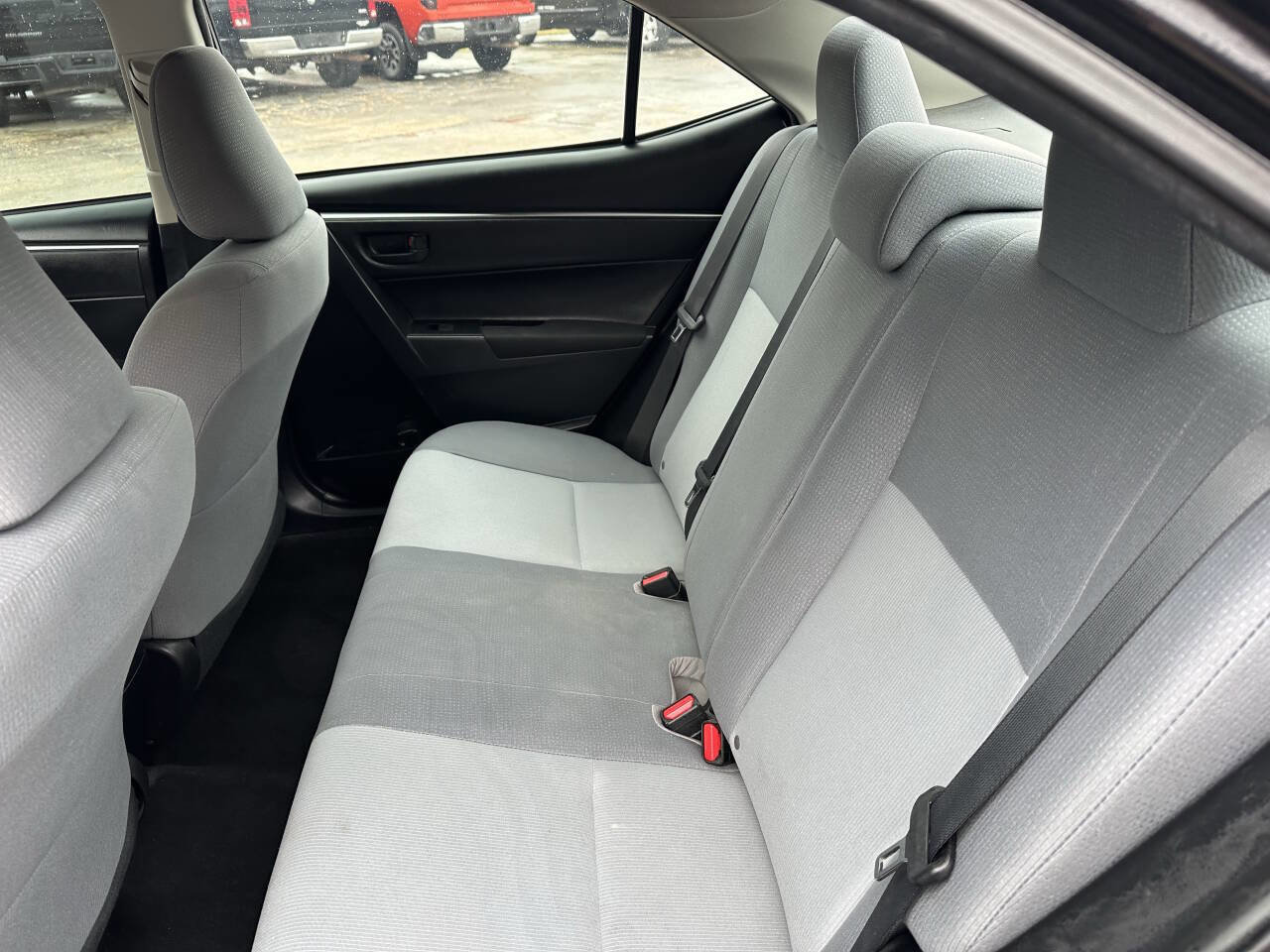 Used 2014 Toyota Corolla L FWD image 15