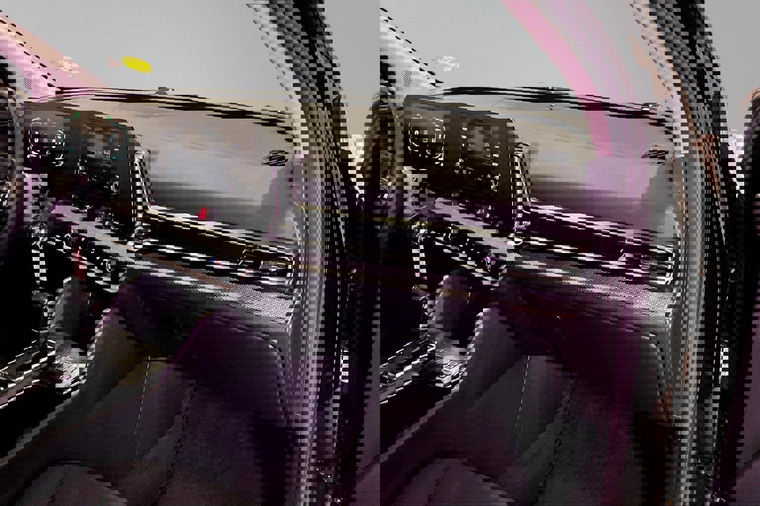 Used 2024 Kia Sportage LX image 25