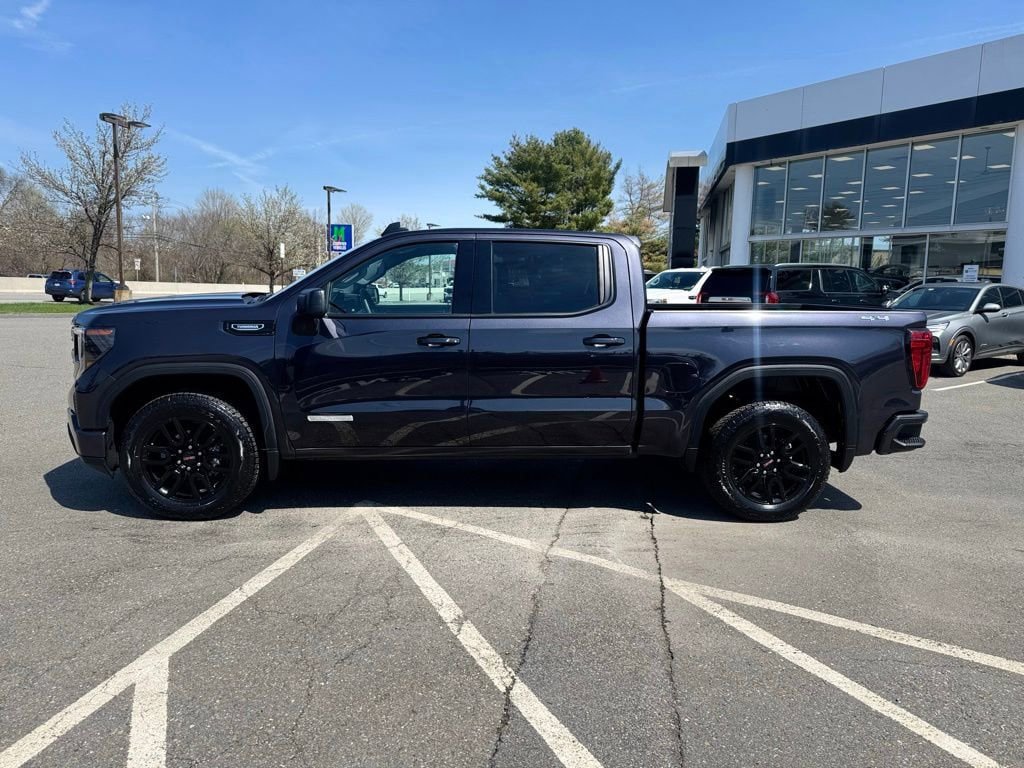 Used 2025 GMC Sierra 1500 Elevation AWD/4WD image 2