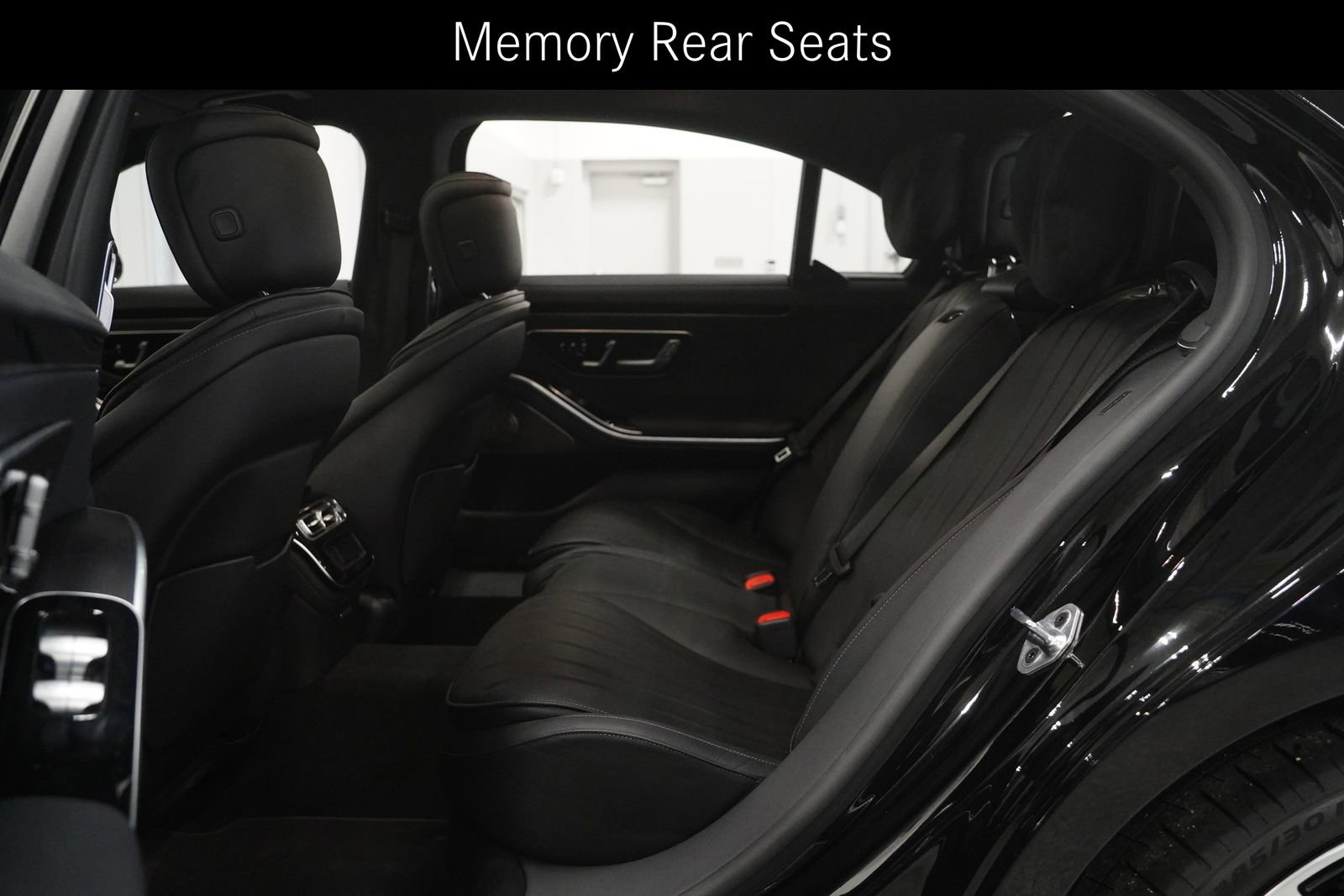 Certified 2022 Mercedes-Benz S 500 4MATIC image 16