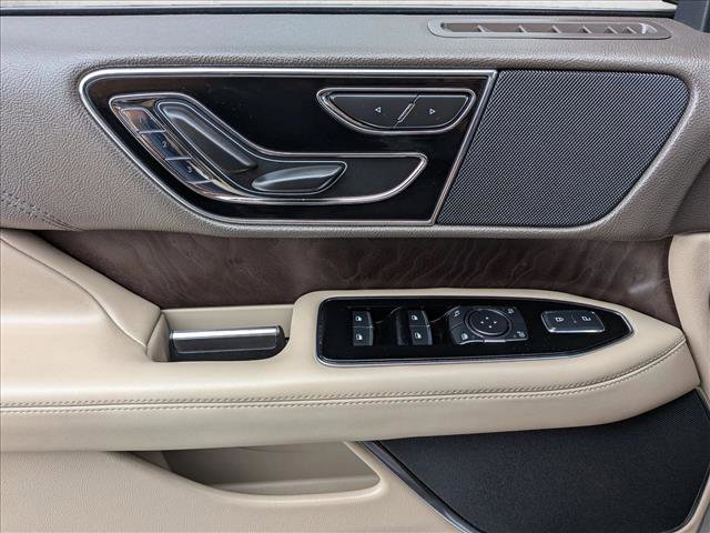 Used 2024 Lincoln Navigator Premiere image 15