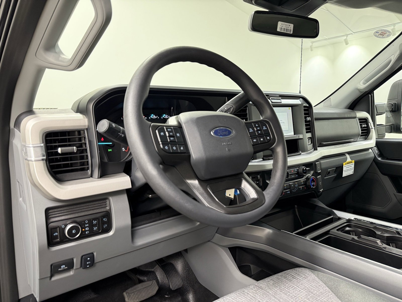 New 2025 Ford F450 XLT w/ XLT Value Package image 12