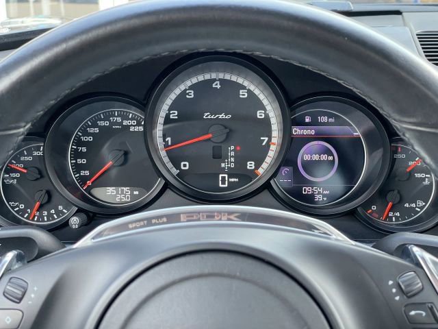 Used 2014 Porsche 911 Turbo image 24