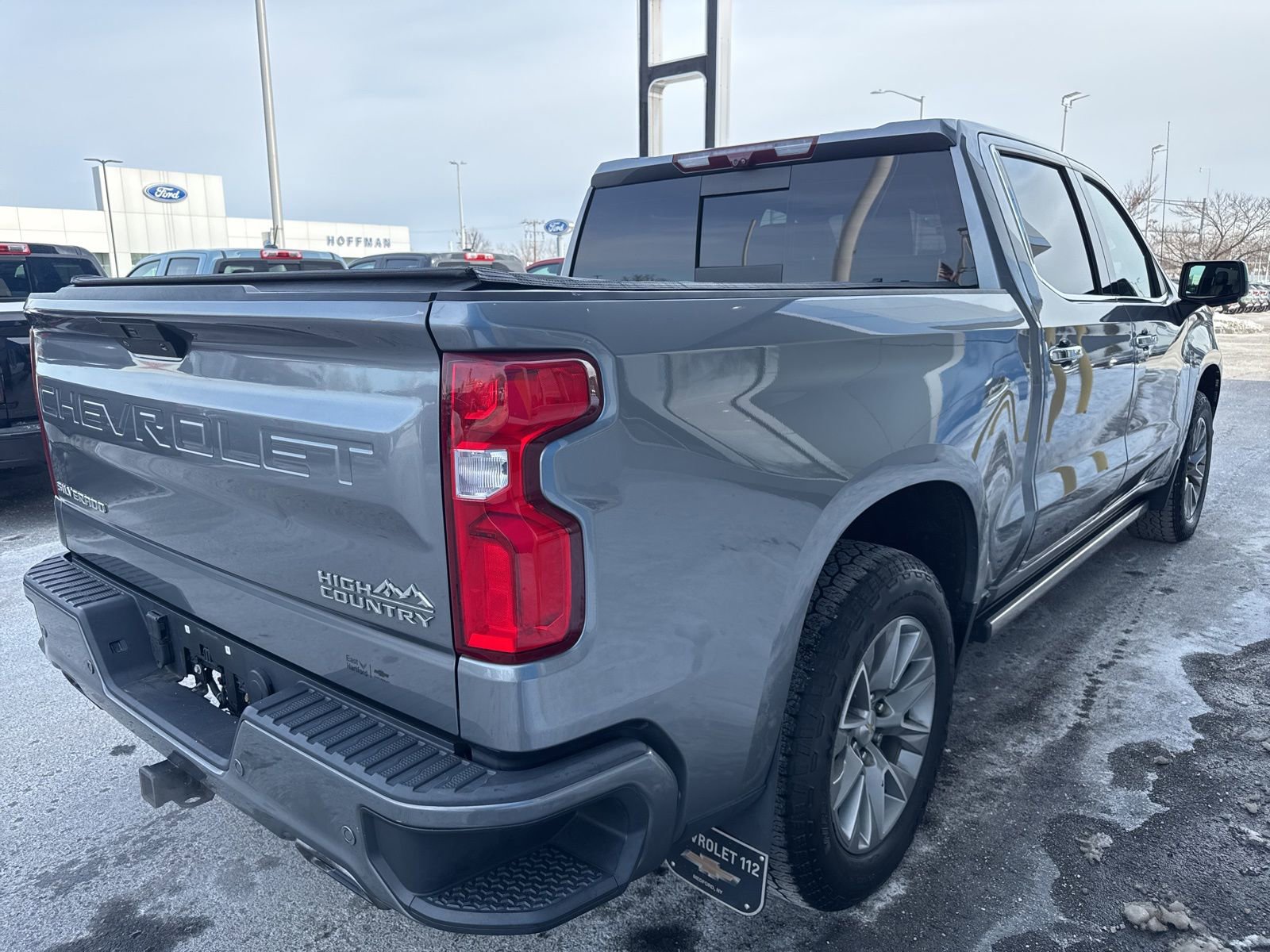 Used 2021 Chevrolet Silverado 1500 High Country w/ Technology Package image 5