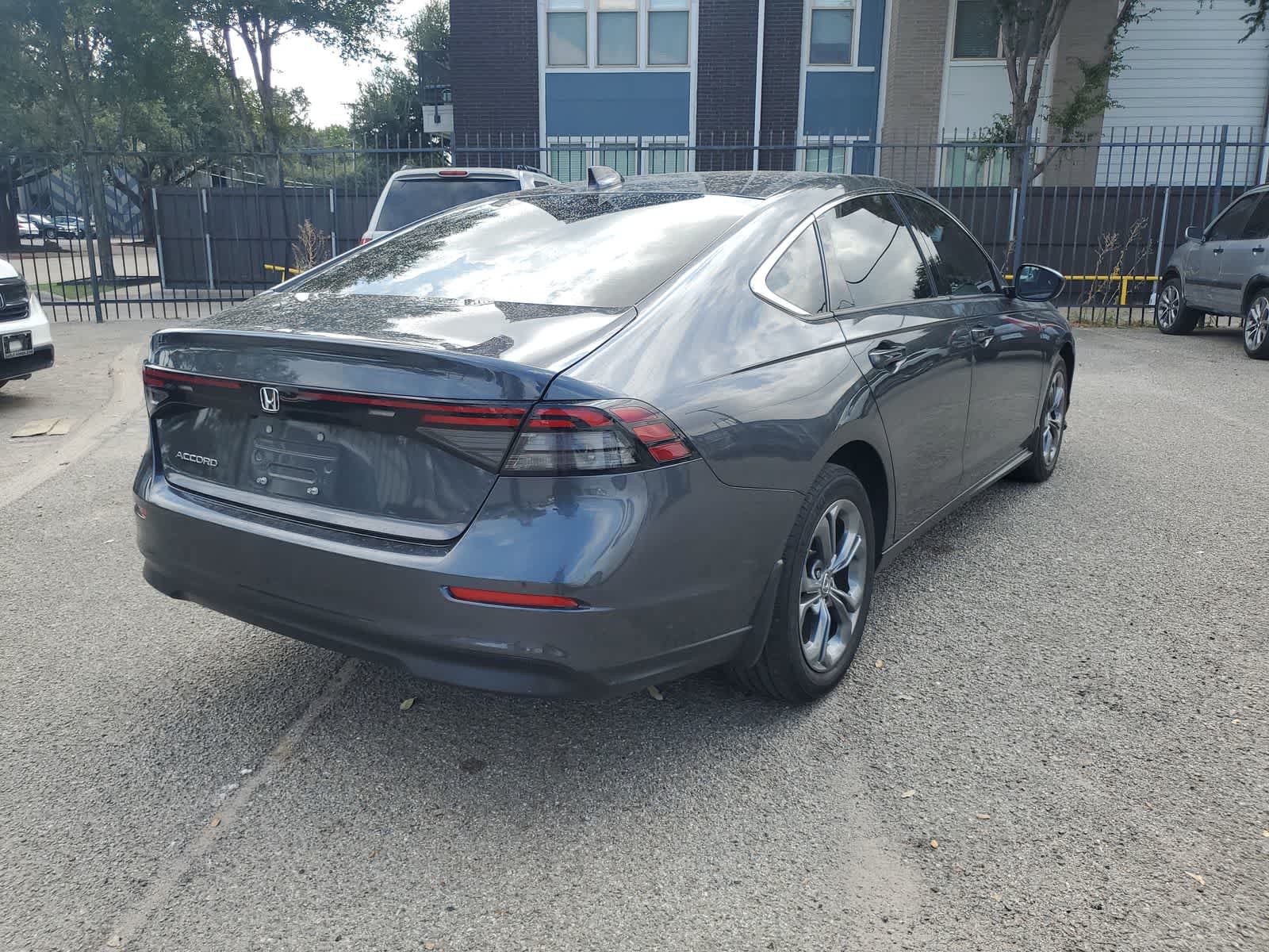 Used 2023 Honda Accord EX image 6
