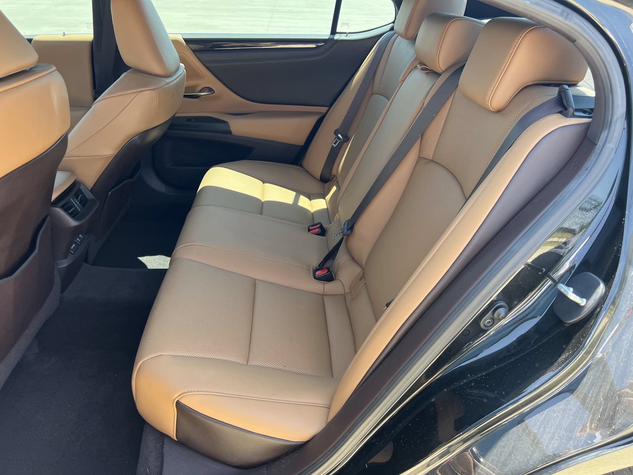Used 2021 Lexus ES 350 w/ Premium Package FWD image 10