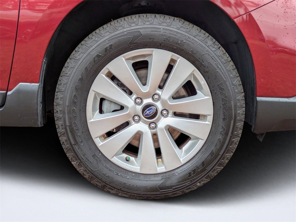Used 2015 Subaru Outback 2.5i Premium image 10