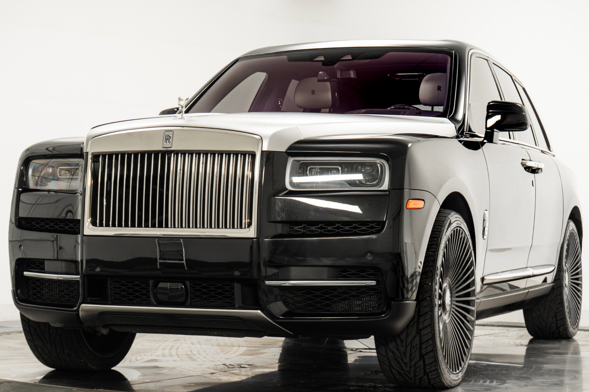 Used 2022 Rolls-Royce Cullinan image 5