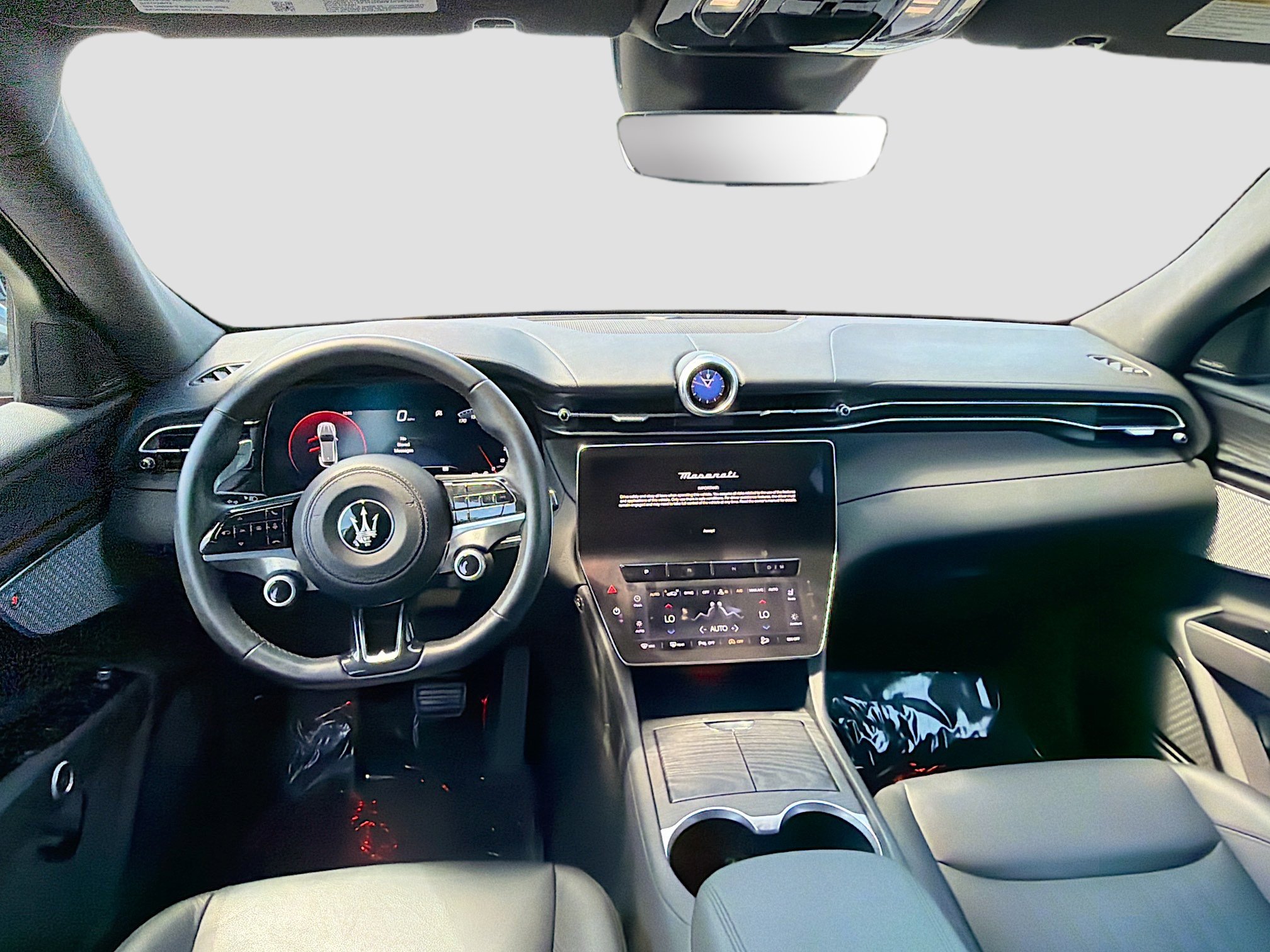 Used 2023 Maserati Grecale GT image 17